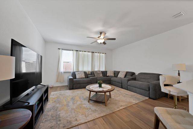 1828 Memorable Moment Drive, Crandall, TX 75114