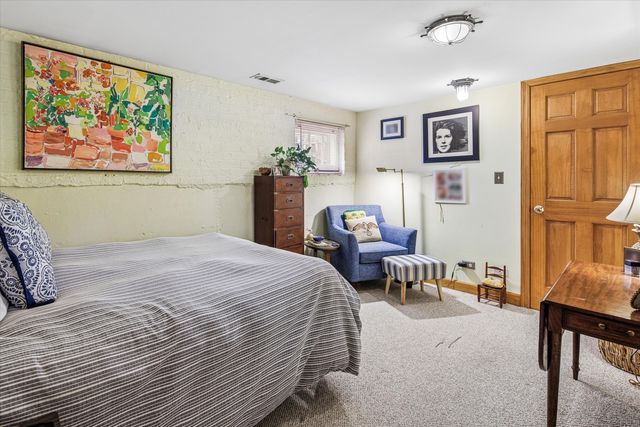4252 N Parkside Avenue, Chicago, IL 60634