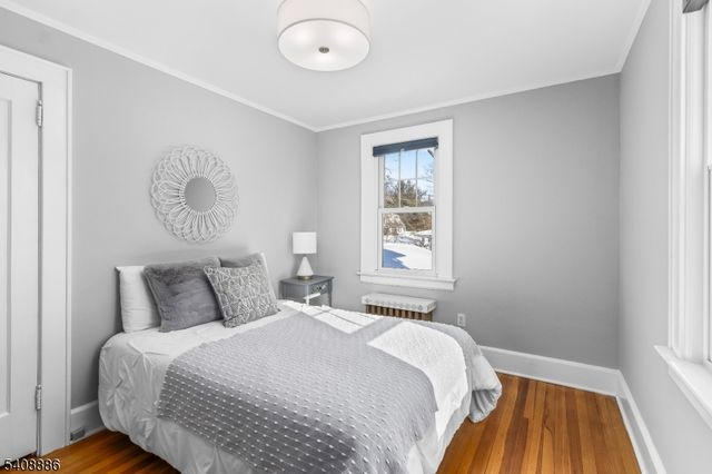 195 Hillside Ave, Chatham Boro, NJ 07928