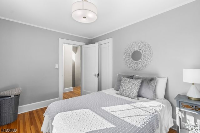 195 Hillside Ave, Chatham Boro, NJ 07928