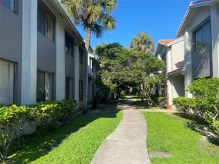 3228 Coral lake Lane 3228, Coral Springs, FL 33065