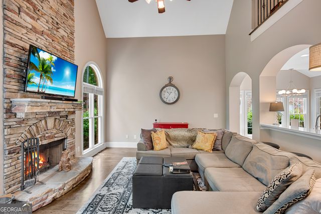 741 E Shore Drive, Canton, GA 30114