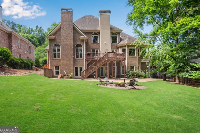 741 E Shore Drive, Canton, GA 30114
