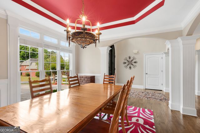 741 E Shore Drive, Canton, GA 30114