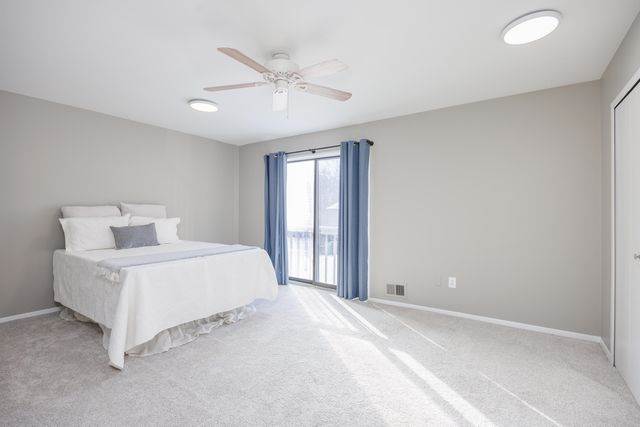 1468 Oakbrook East Drive, Rochester Hills, MI 48307