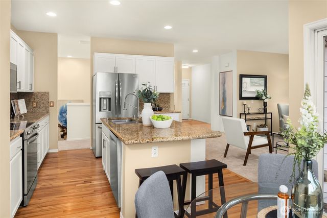 2402 NE 19th Street, Renton, WA 98056