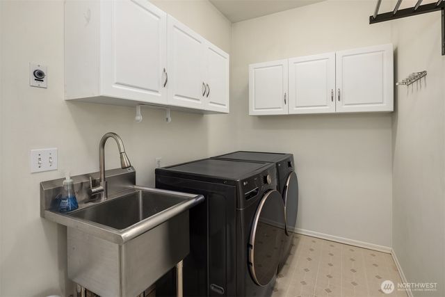 2402 NE 19th Street, Renton, WA 98056