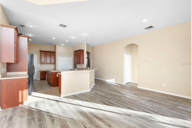 2731 SAND ARBOR CIRCLE, Orlando, FL 32824