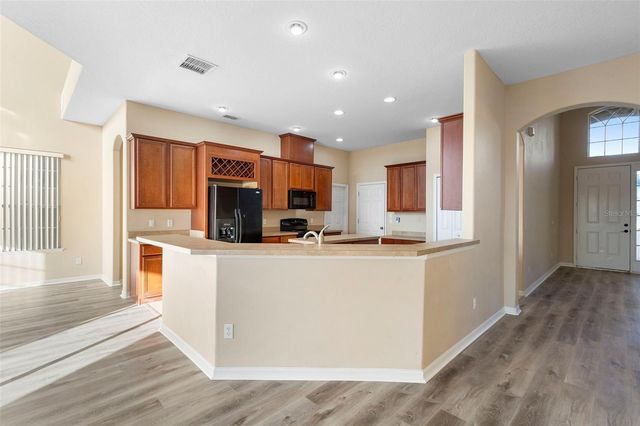 2731 SAND ARBOR CIRCLE, Orlando, FL 32824