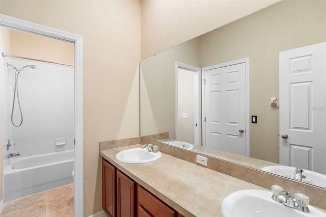 2731 SAND ARBOR CIRCLE, Orlando, FL 32824