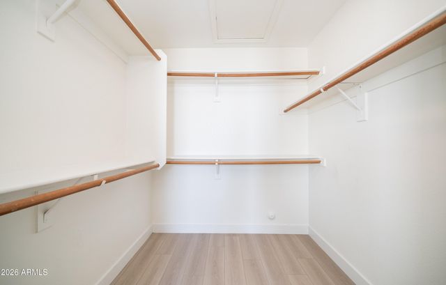 4805 E KACHINA Trail 19, Phoenix, AZ 85044