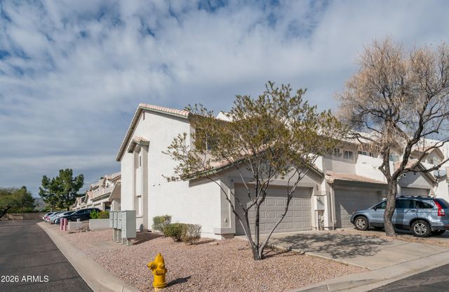 4805 E KACHINA Trail 19, Phoenix, AZ 85044