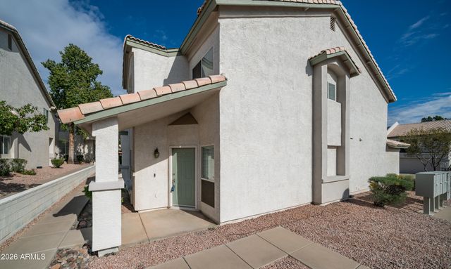4805 E KACHINA Trail 19, Phoenix, AZ 85044