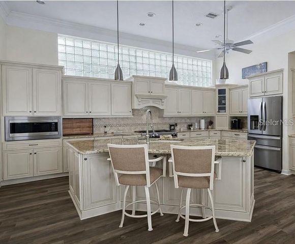 618 CROSSFIELD CIRCLE, Venice, FL 34293