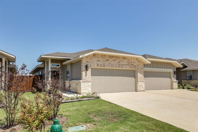 657 Blackland Drive, Venus, TX 76084
