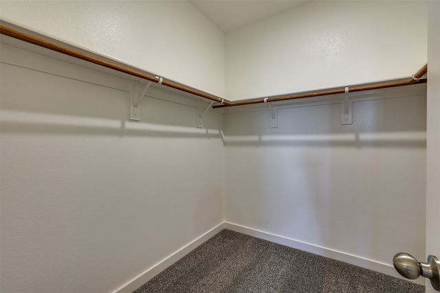 657 Blackland Drive, Venus, TX 76084