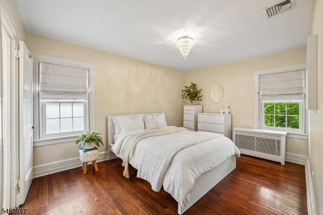 30 Myrtle Ave, Summit City, NJ 07901