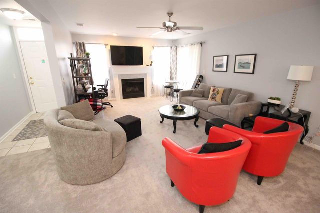 15472 Claremont Drive, Clinton Township, MI 48038