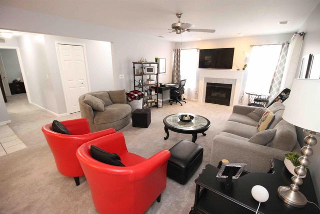 15472 Claremont Drive, Clinton Township, MI 48038