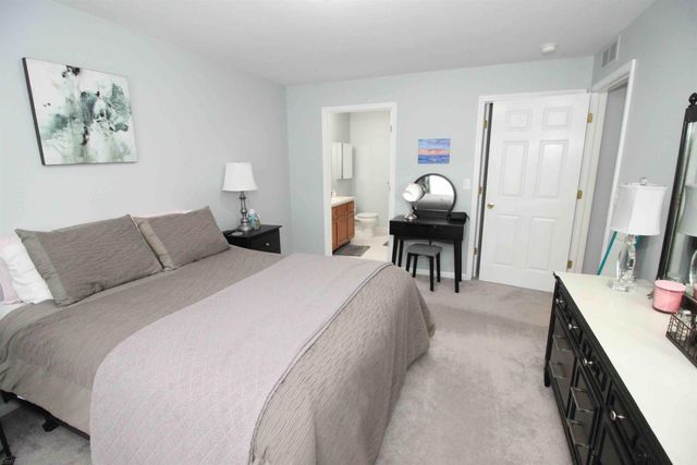 15472 Claremont Drive, Clinton Township, MI 48038