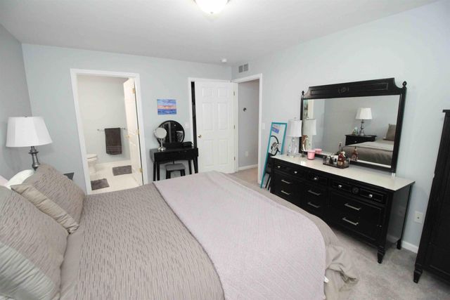 15472 Claremont Drive, Clinton Township, MI 48038