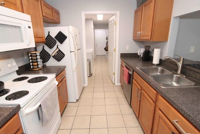 15472 Claremont Drive, Clinton Township, MI 48038