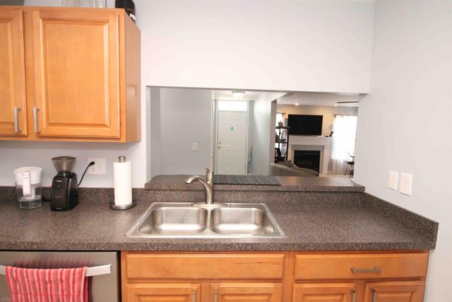 15472 Claremont Drive, Clinton Township, MI 48038