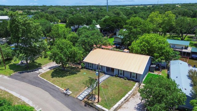 221 County Road 136C, Kingsland, TX 78639