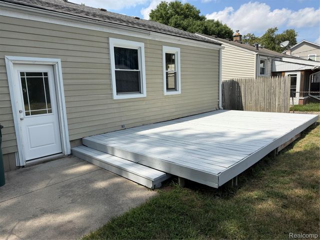 628 N Blair Avenue, Royal Oak, MI 48067