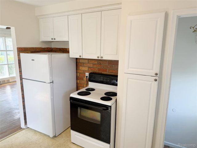 628 N Blair Avenue, Royal Oak, MI 48067