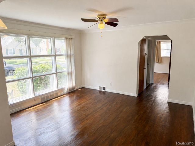 628 N Blair Avenue, Royal Oak, MI 48067