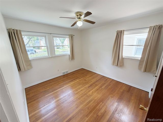 628 N Blair Avenue, Royal Oak, MI 48067