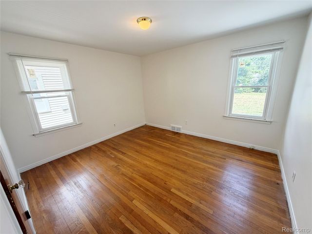 628 N Blair Avenue, Royal Oak, MI 48067