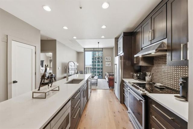 3040 Peachtree Road NW 1514, Atlanta, GA 30305