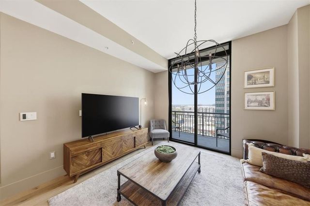 3040 Peachtree Road NW 1514, Atlanta, GA 30305