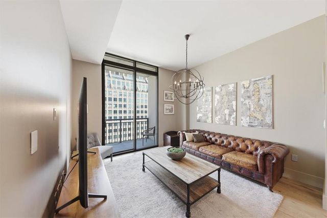 3040 Peachtree Road NW 1514, Atlanta, GA 30305