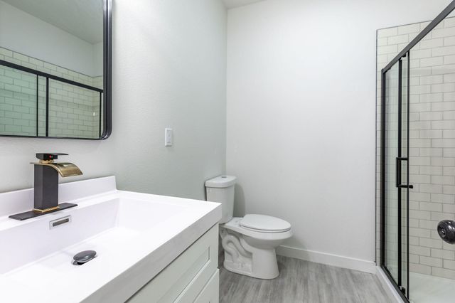 181 Sagers Lane, Hollister, MO 65672