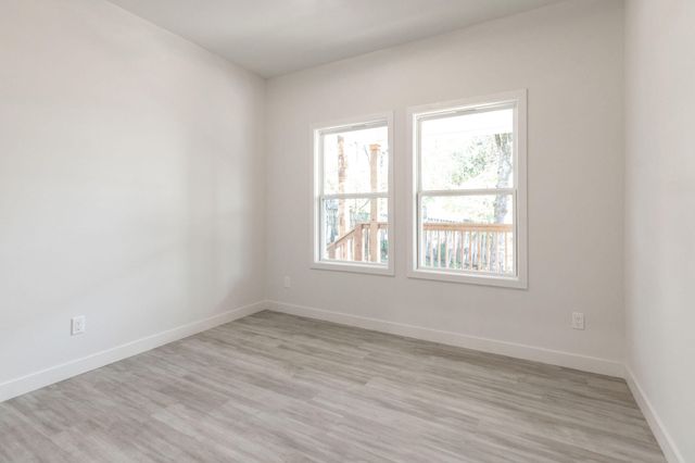 181 Sagers Lane, Hollister, MO 65672