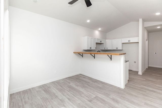 181 Sagers Lane, Hollister, MO 65672