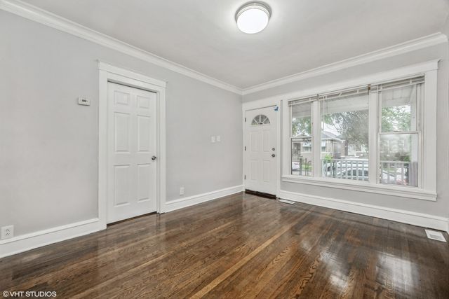 7010 S Claremont Avenue, Chicago, IL 60636
