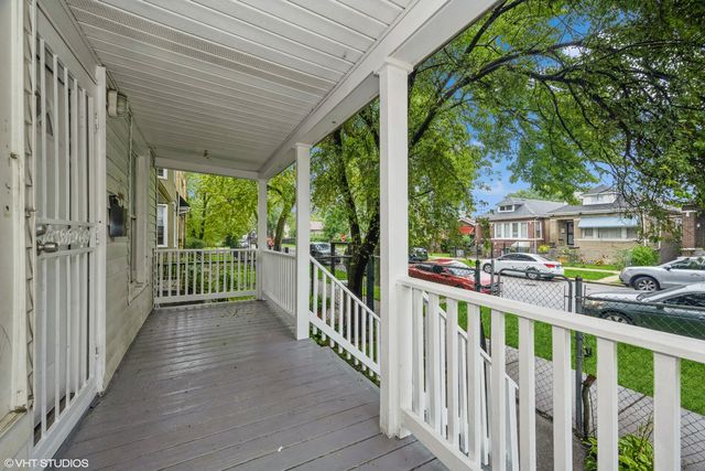 7010 S Claremont Avenue, Chicago, IL 60636
