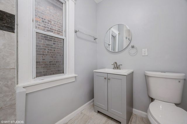 7010 S Claremont Avenue, Chicago, IL 60636