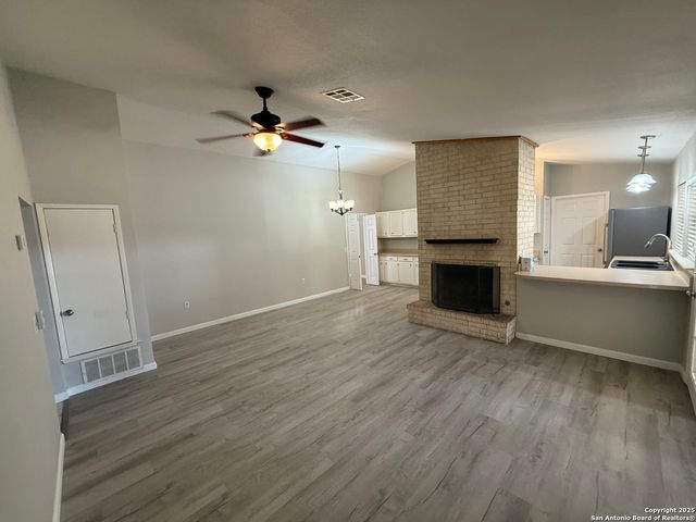 12410 LA LIRA ST, San Antonio, TX 78233