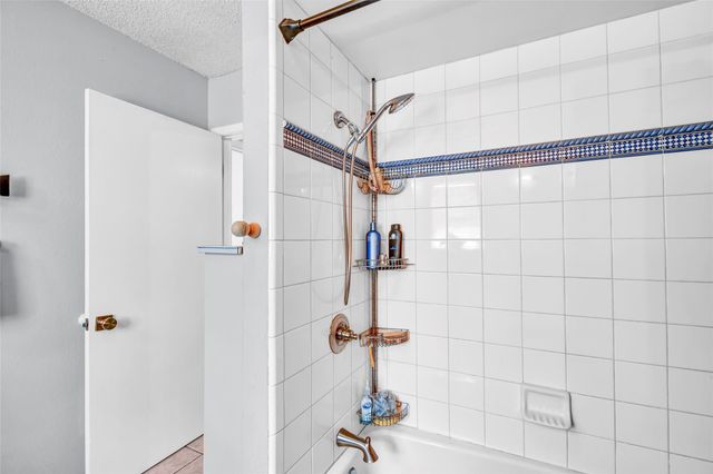 1571 Blue Water Drive, Freeport, TX 77541