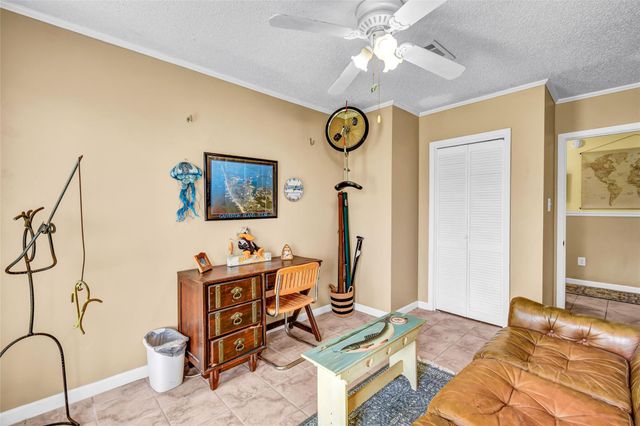 1571 Blue Water Drive, Freeport, TX 77541