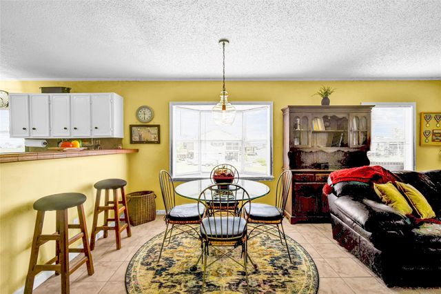 1571 Blue Water Drive, Freeport, TX 77541