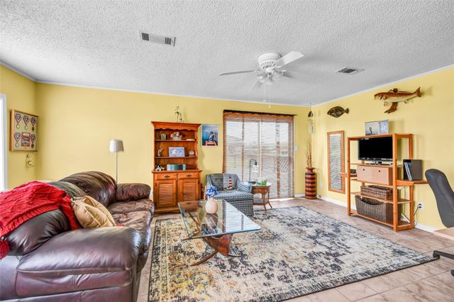 1571 Blue Water Drive, Freeport, TX 77541