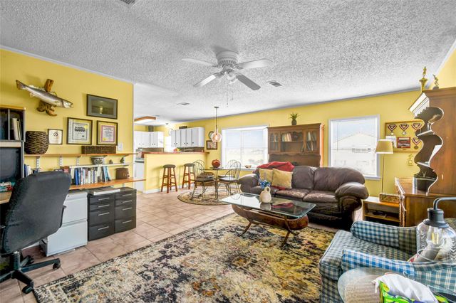 1571 Blue Water Drive, Freeport, TX 77541