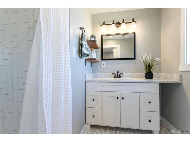 3461 S Ivy Way, Denver, CO 80222