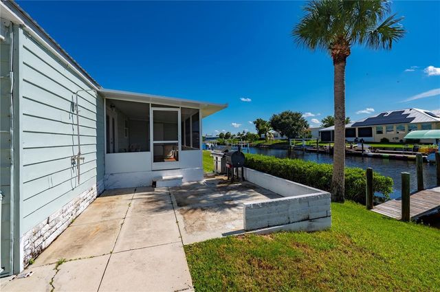 4220 DELTONA DRIVE, Punta Gorda, FL 33950